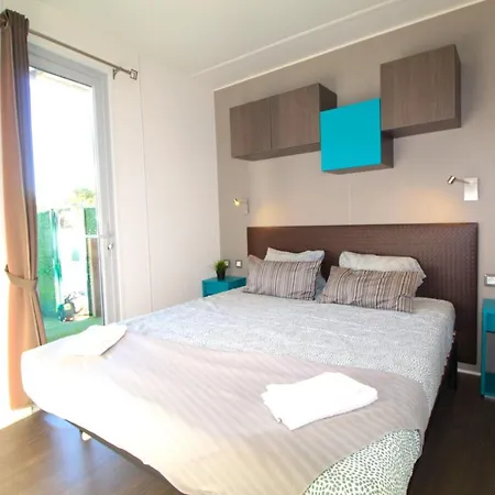 Casa De Cedros * Setúbal